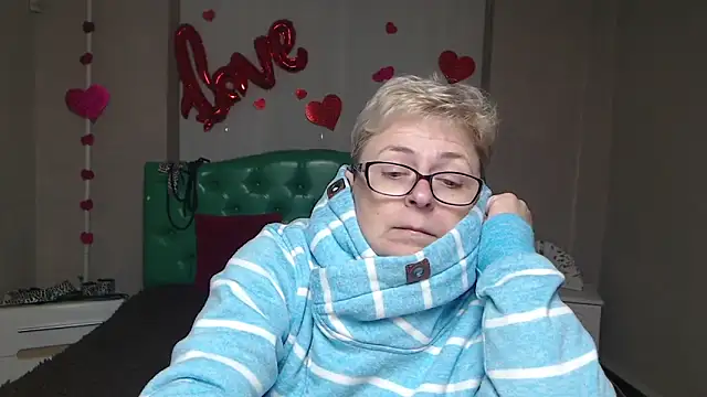 EmiliaGree's cam snapshot