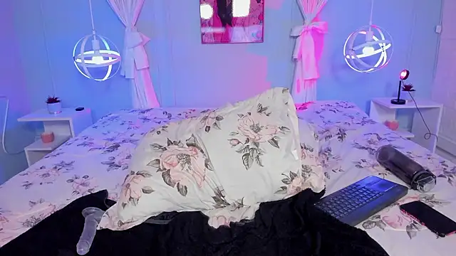 Kat_VonDe's cam snapshot