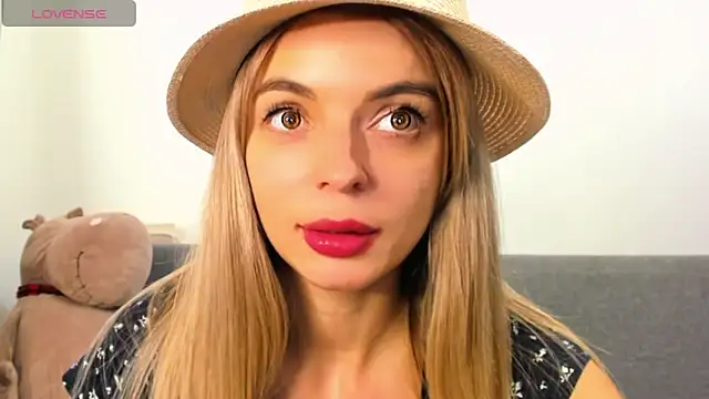 _ellen_meow_'s cam snapshot