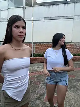 TheAlejandroDolls live sex cam