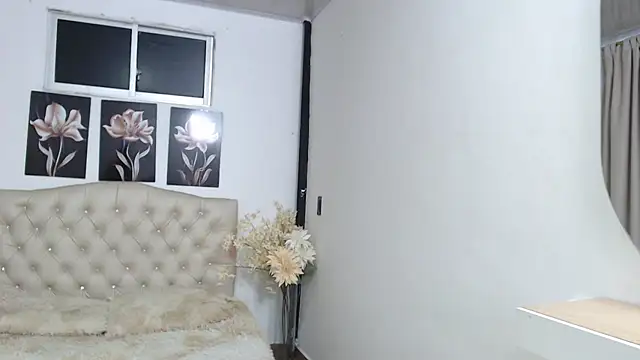 pinky_f00x's cam snapshot