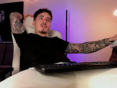 uptomatty's cam snapshot