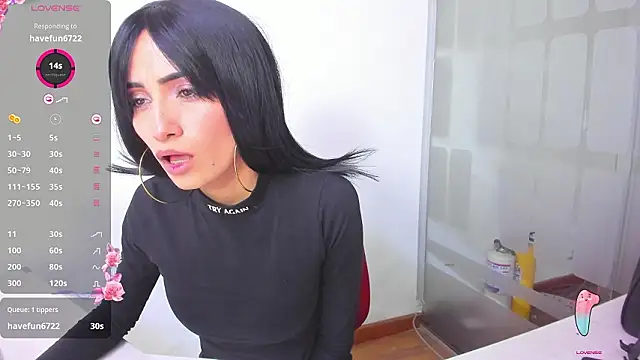 chloehanna's cam snapshot