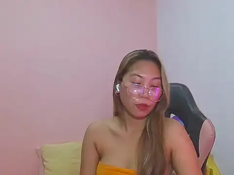 Hotsexy_kisses's cam snapshot