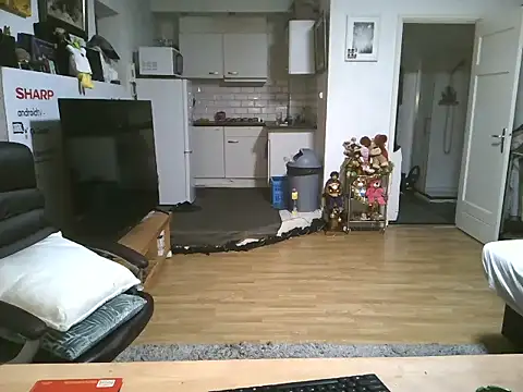 mihaimichael's cam snapshot