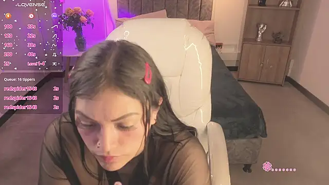 Abigaiil__ds's cam snapshot