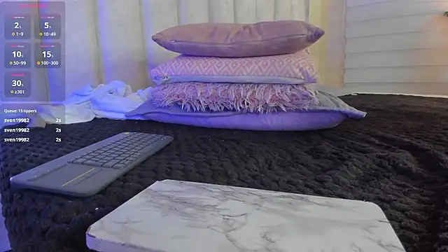 lil_hanna18's cam snapshot