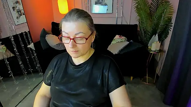 AlexandraKind's cam snapshot