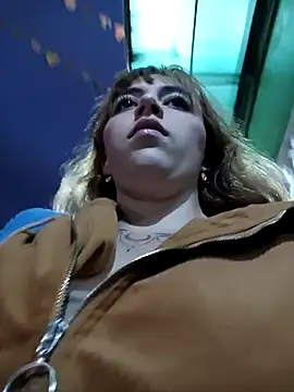 ISABELLA-01_'s cam snapshot