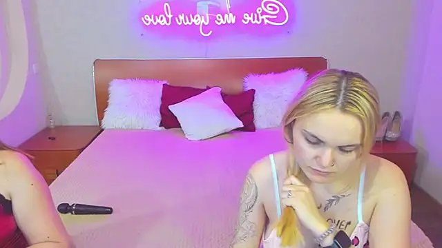 MagicEyess's cam snapshot