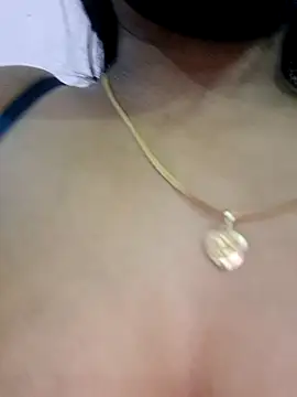 Cute-Ananyaa's cam snapshot