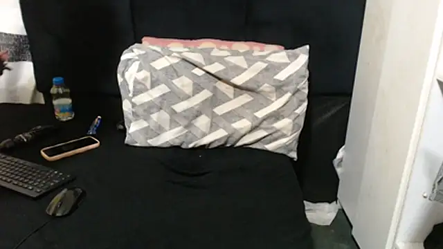 SweetHotBabby18's cam snapshot