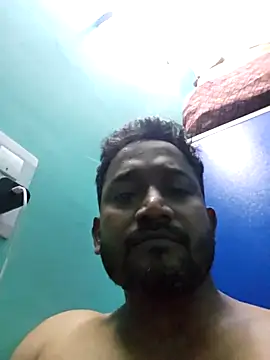 RabitheRambo30 live sex cam