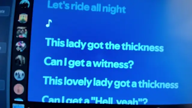 Kelly_Carolina live sex cam