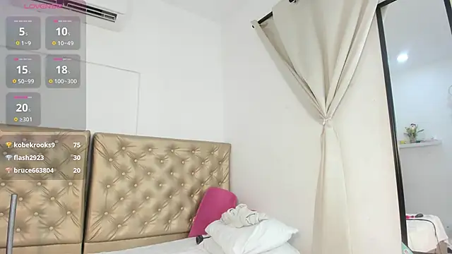 Alessiiaa_'s cam snapshot