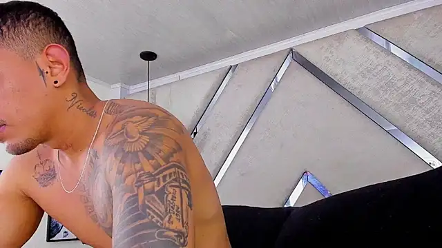 Damian09_'s cam snapshot