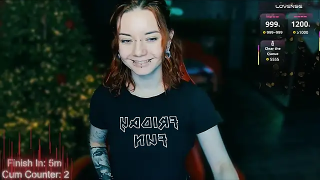 MaxPhoenixx live sex cam