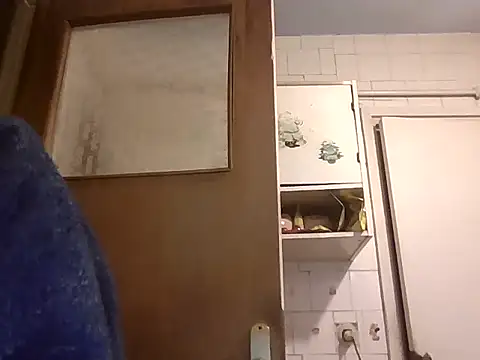 mariusica1@xh's cam snapshot