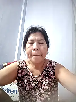 TropicalFlower's cam snapshot