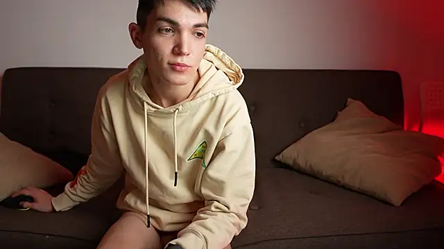 MattyandAiden's cam snapshot