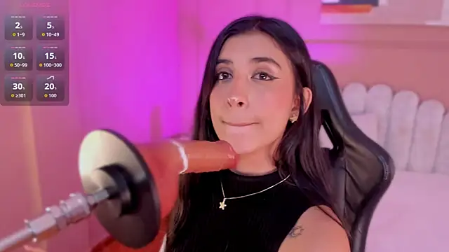 zia_cooper's cam snapshot