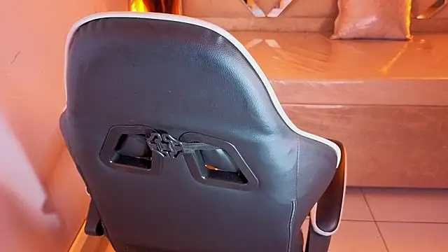 ainara_tp's cam snapshot