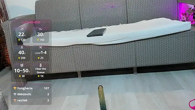 emma_ayala's cam snapshot