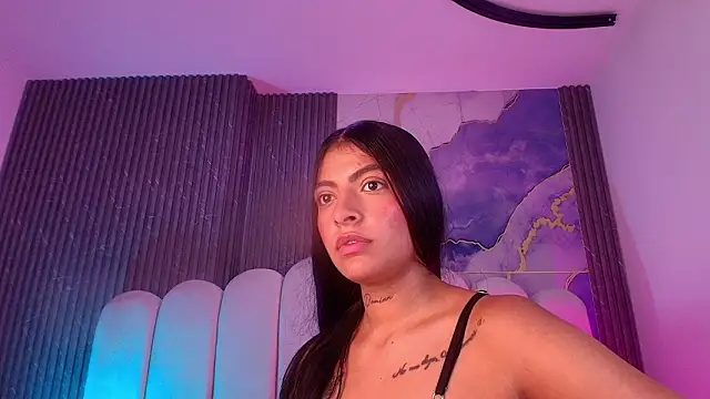 hot_dione's cam snapshot