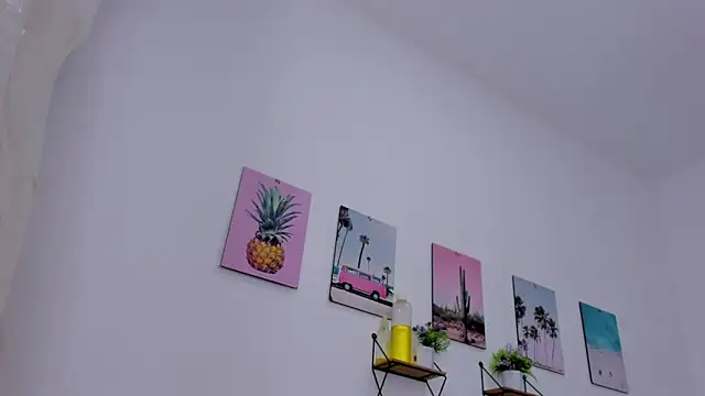 Emma_lean's cam snapshot