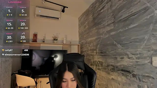 LunaBaker-1's cam snapshot