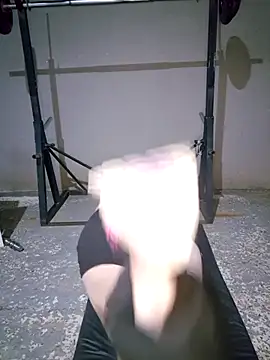 Irresistible24's cam snapshot