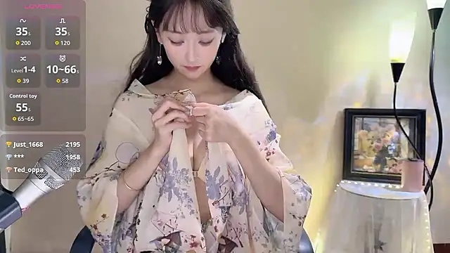 Molly00-'s cam snapshot