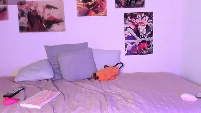 Luna-Chann's cam snapshot