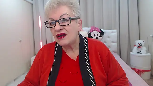 KayleSmoll's cam snapshot