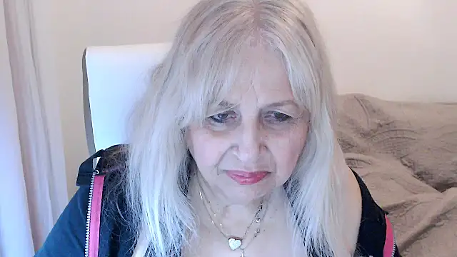 SusiLifeXXX's cam snapshot