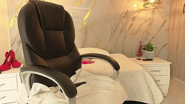 Scaarlettfox's cam snapshot