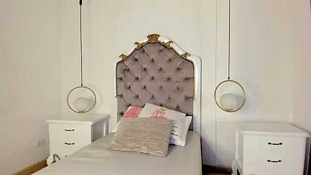 fallon_grey's cam snapshot