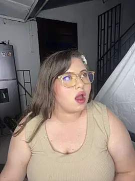 Kitty_Bms_'s cam snapshot