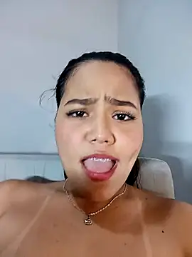 anahi_evans19's cam snapshot