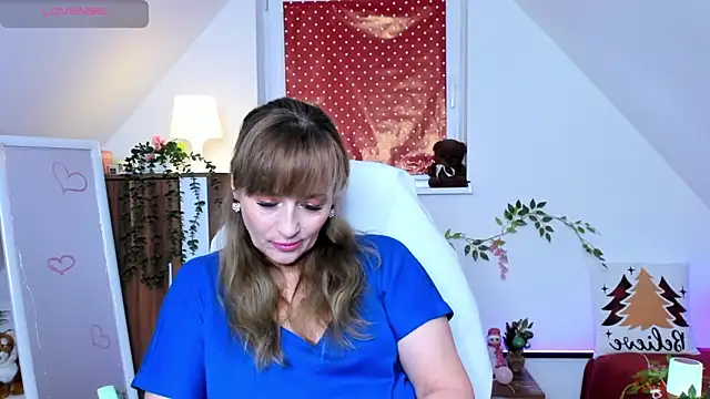 naughtymilane's cam snapshot