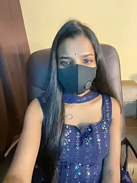 its_ur_flora's cam snapshot