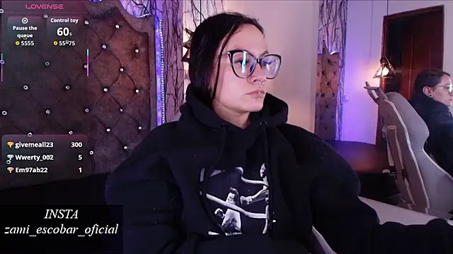 Zami_Escobar_of's cam snapshot