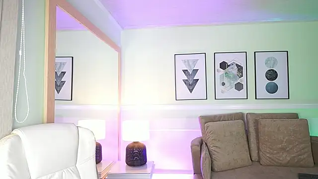 EmilyTurneer's cam snapshot