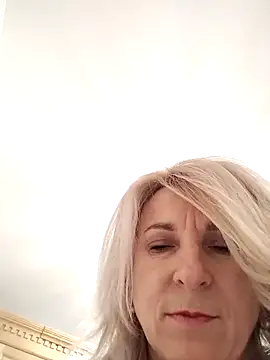 AhlyssaLove1155's cam snapshot