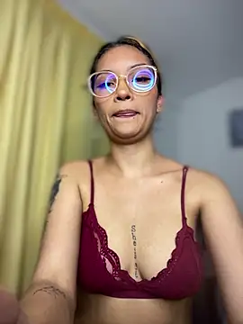 baby_lizy's cam snapshot