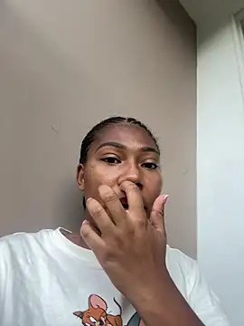 damaris0523's cam snapshot