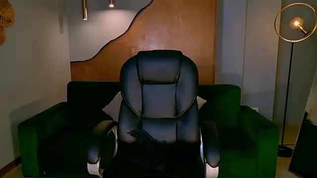 AgathaKondo_'s cam snapshot