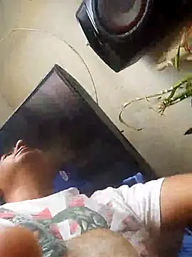 Yrresistible666's cam snapshot