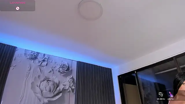 ShaniaDaniels's cam snapshot