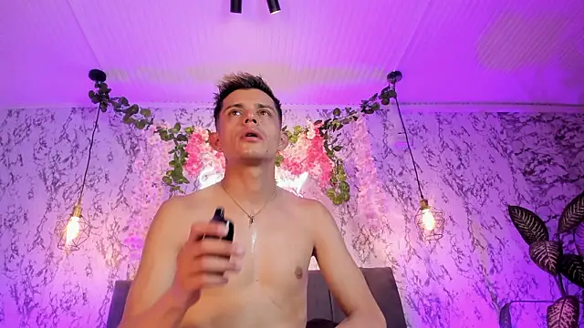 Bonny_and_carrot's cam snapshot